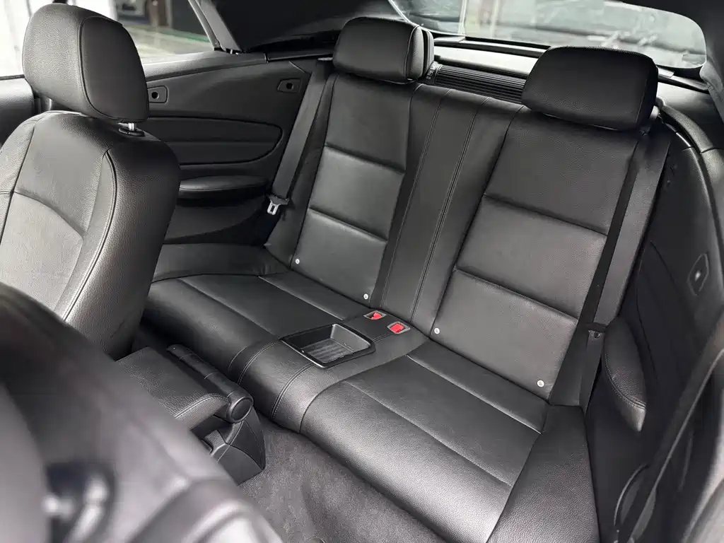 BMW 1 Series 2012 — фото 12