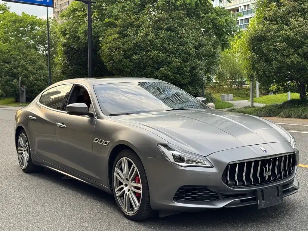 Maserati Quattroporte 2018 — фото 7