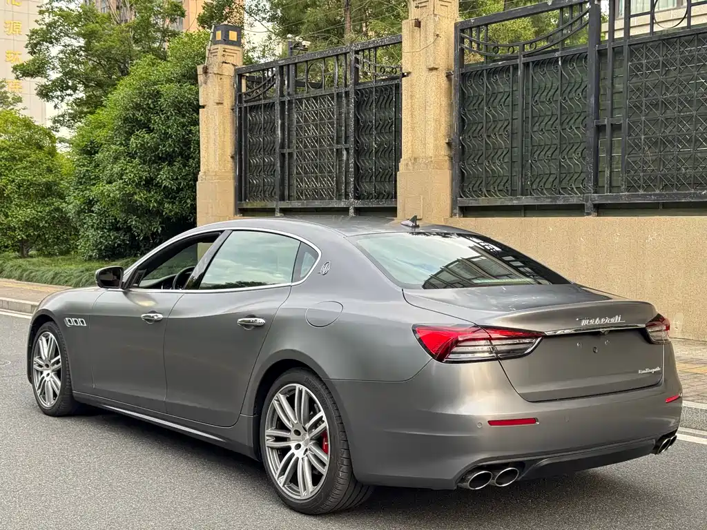 Maserati Quattroporte 2018 — фото 4