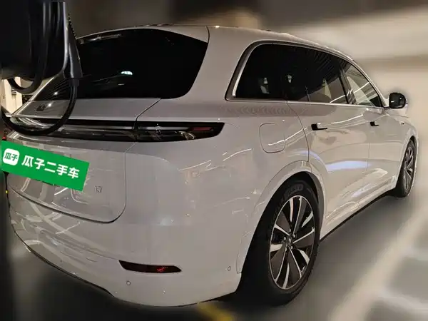 Li Auto L7 2025