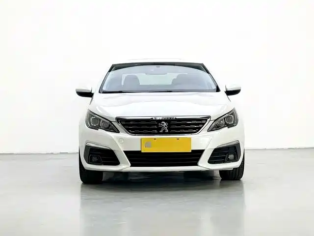 Peugeot 308 2019 — фото 2