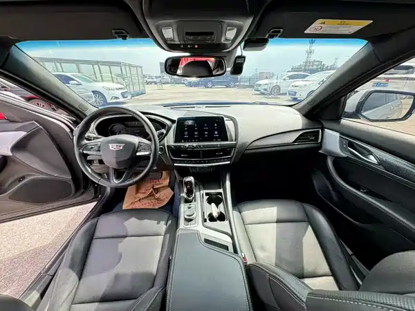 Cadillac CT5 2021