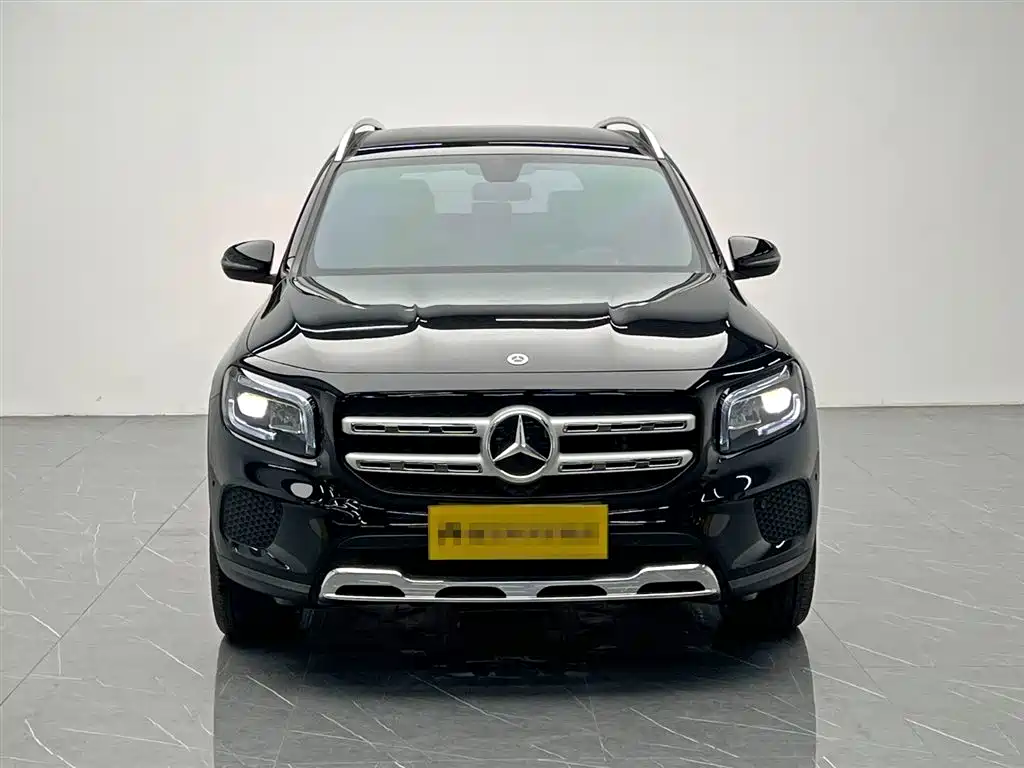 Mercedes-Benz GLB 2023 — фото 2