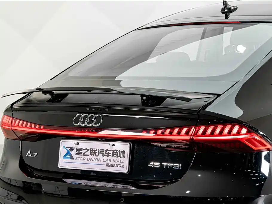 Audi A7 2024 — фото 8