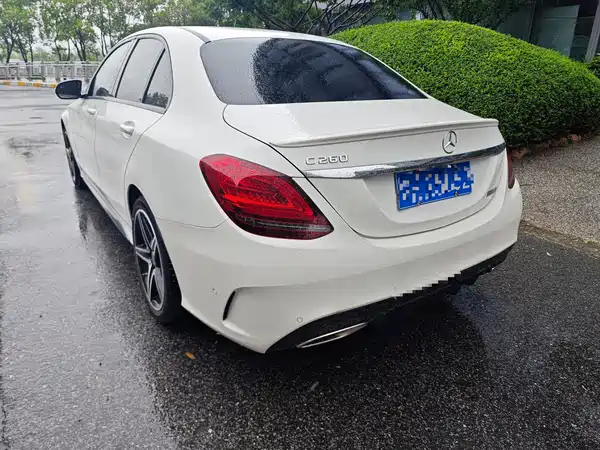 Mercedes-Benz C-Class 2020
