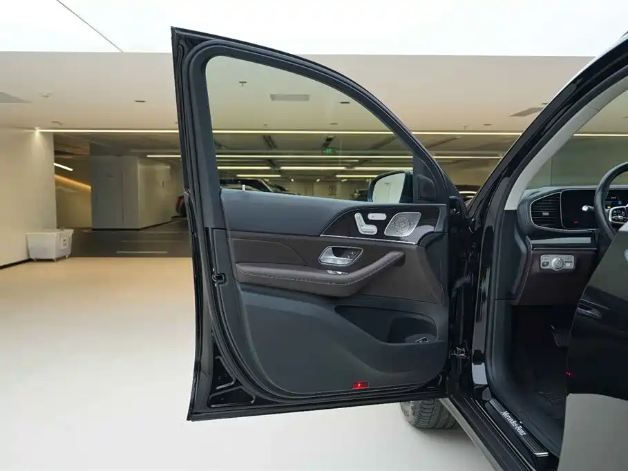 Mercedes-Benz GLE 2021 — фото 15