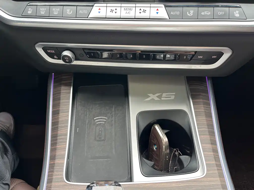 BMW X5 2022 — фото 10