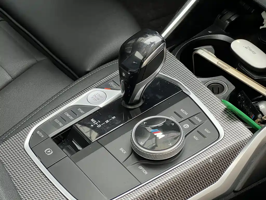 BMW 3 Series 2020 — фото 10