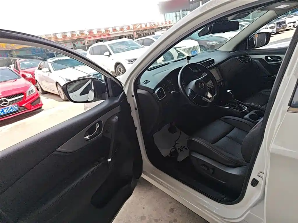 Nissan Qashqai 2021 — фото 16