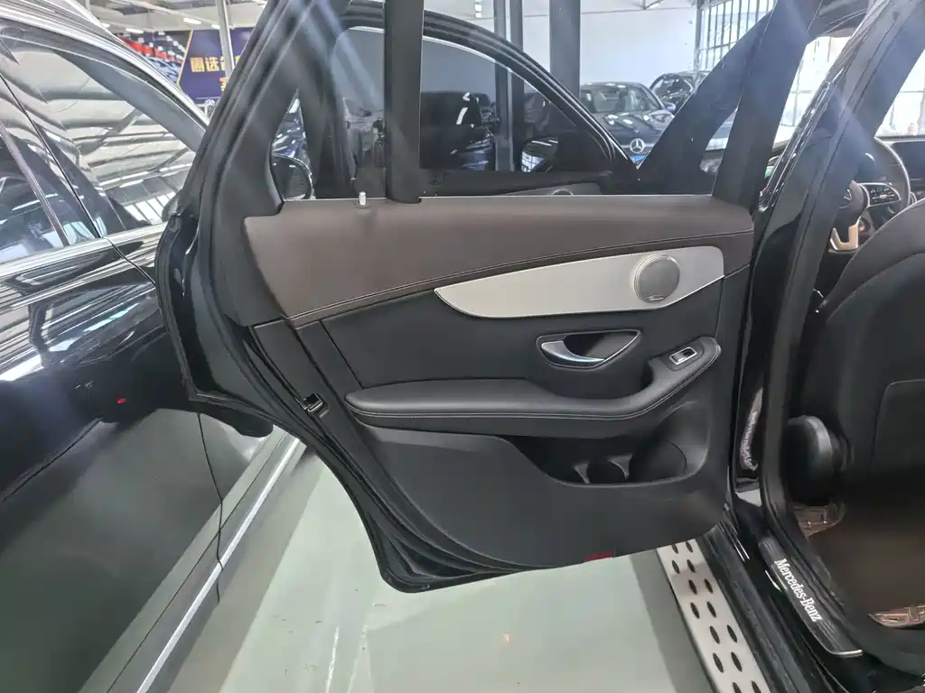 Mercedes-Benz GLC 2022 — фото 10
