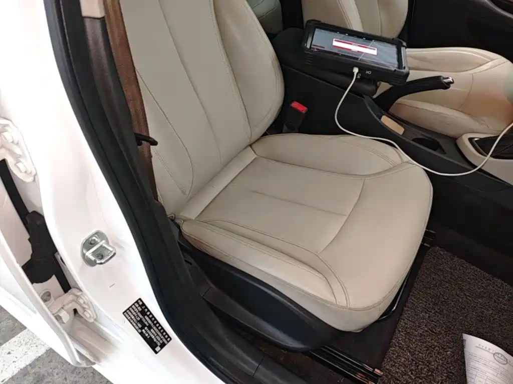Buick Excelle GT 2020 — фото 25