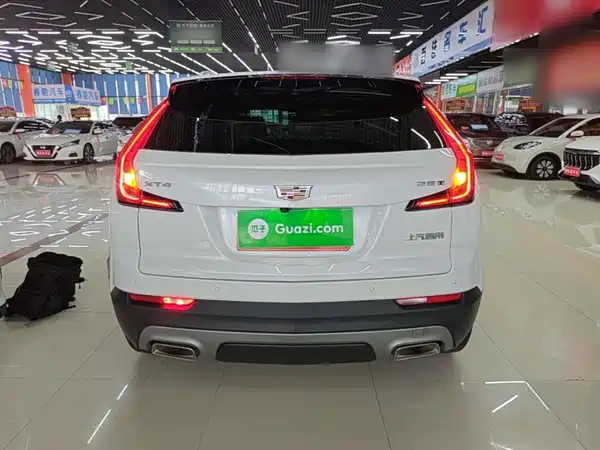 Cadillac XT4 2021