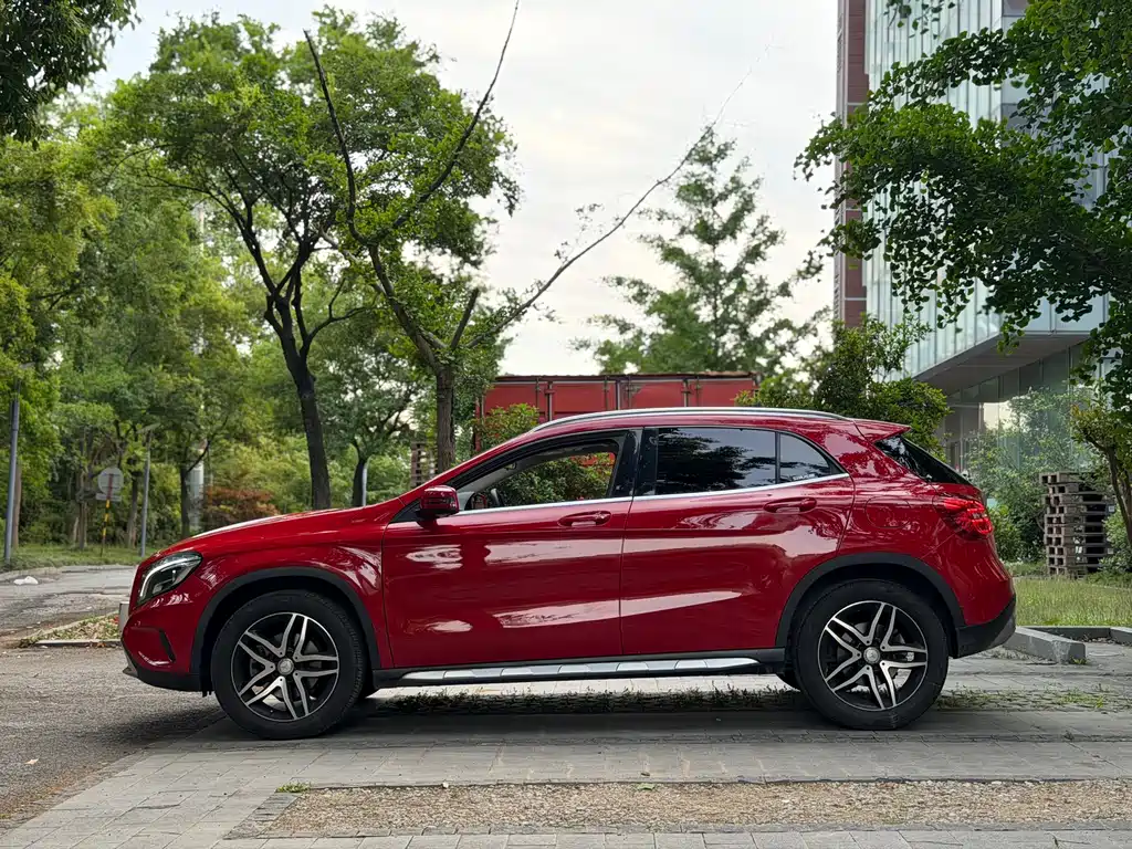 Mercedes-Benz GLA 2016 — фото 2
