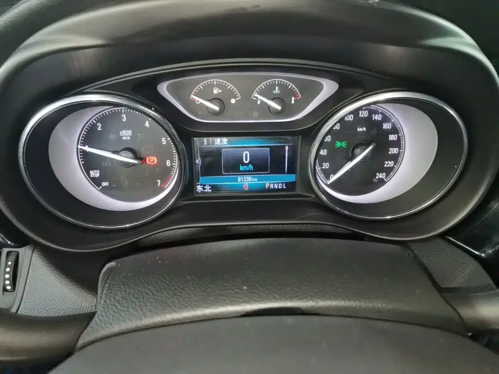 Buick Envision Plus 2020 — фото 12