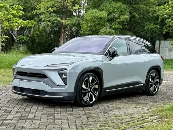 NIO ES6 2021