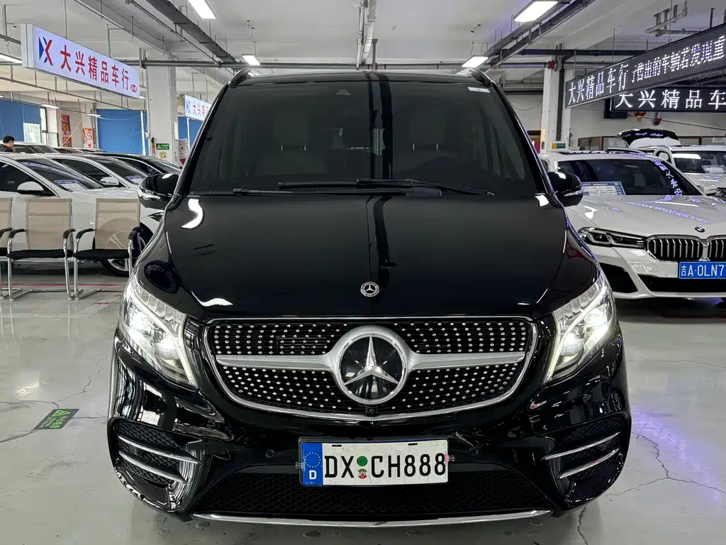 Mercedes-Benz V-Class 2022 — фото 2
