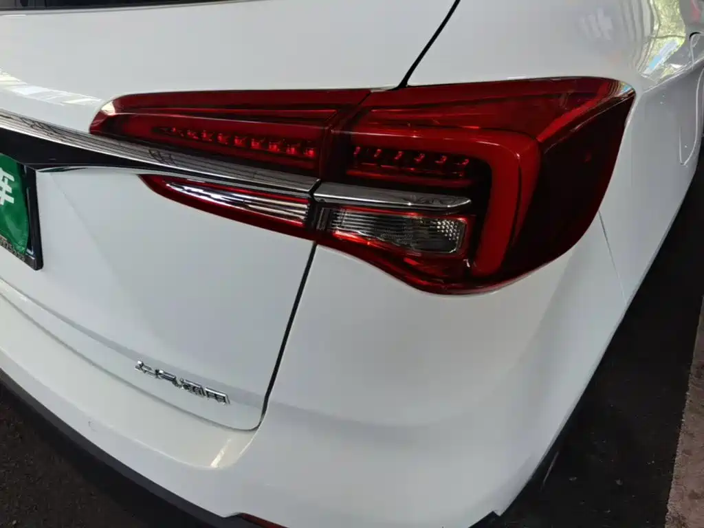 Buick Envision Plus 2020 — фото 8