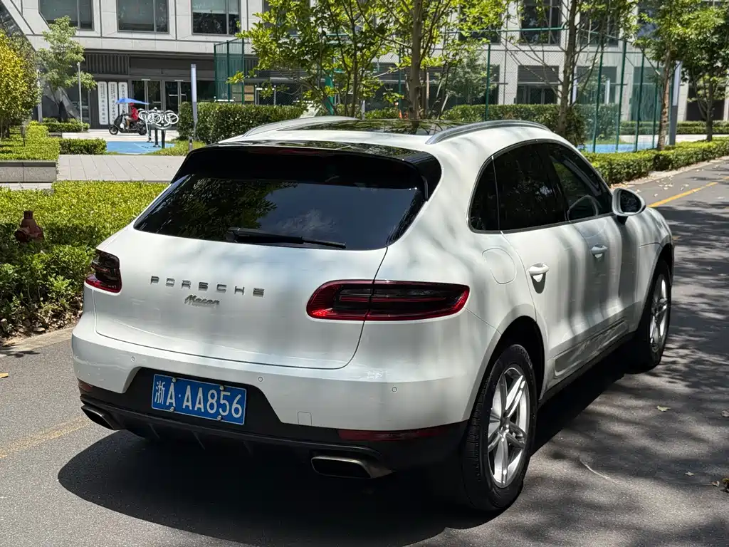 Porsche Macan 2015 — фото 5
