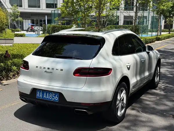 Porsche Macan 2015