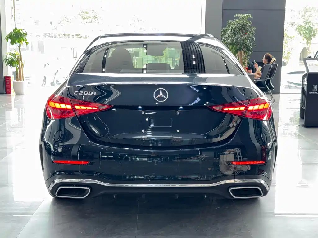 Mercedes-Benz C-Class 2022 — фото 9