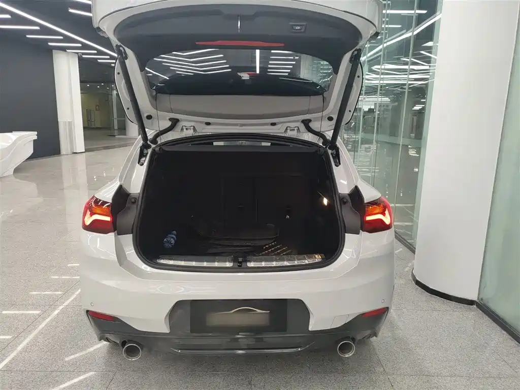 BMW X2 2022 — фото 15