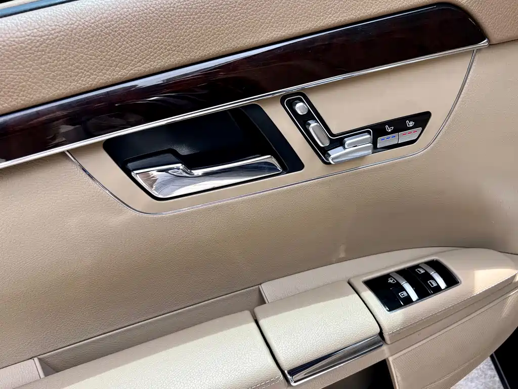 Mercedes-Benz S-Class 2011 — фото 23