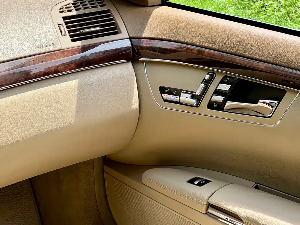 Mercedes-Benz S-Class 2011 — фото 18