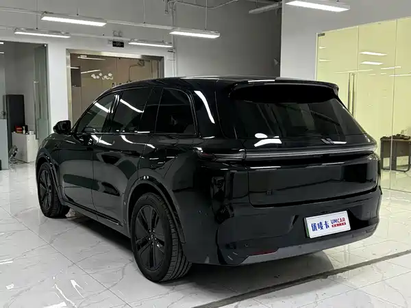 Li Auto L8 2024