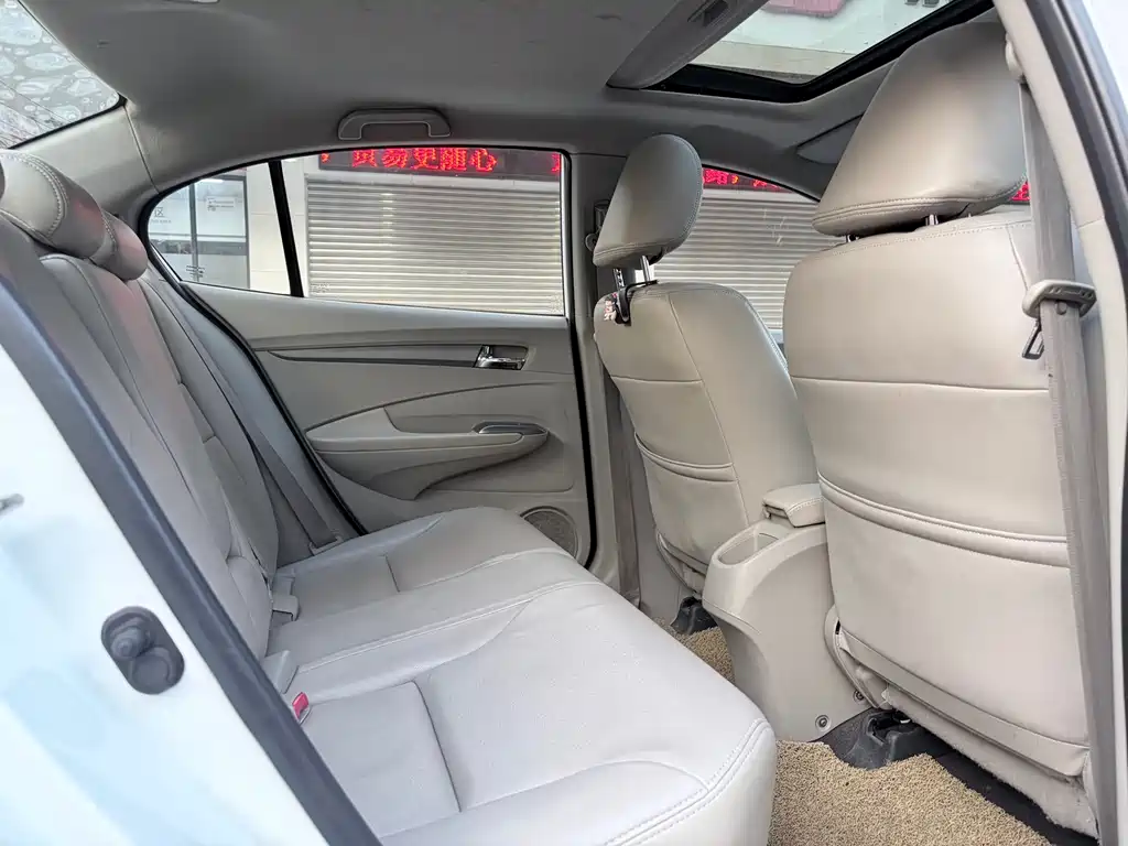 Honda City Classic 2013 — фото 16