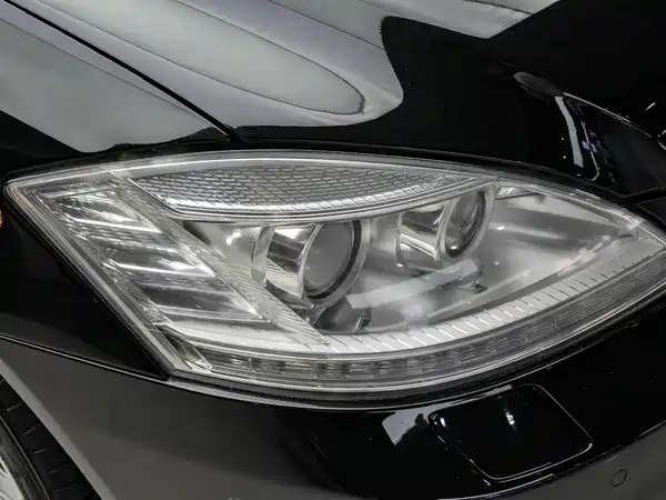 Mercedes-Benz S-Class 2011