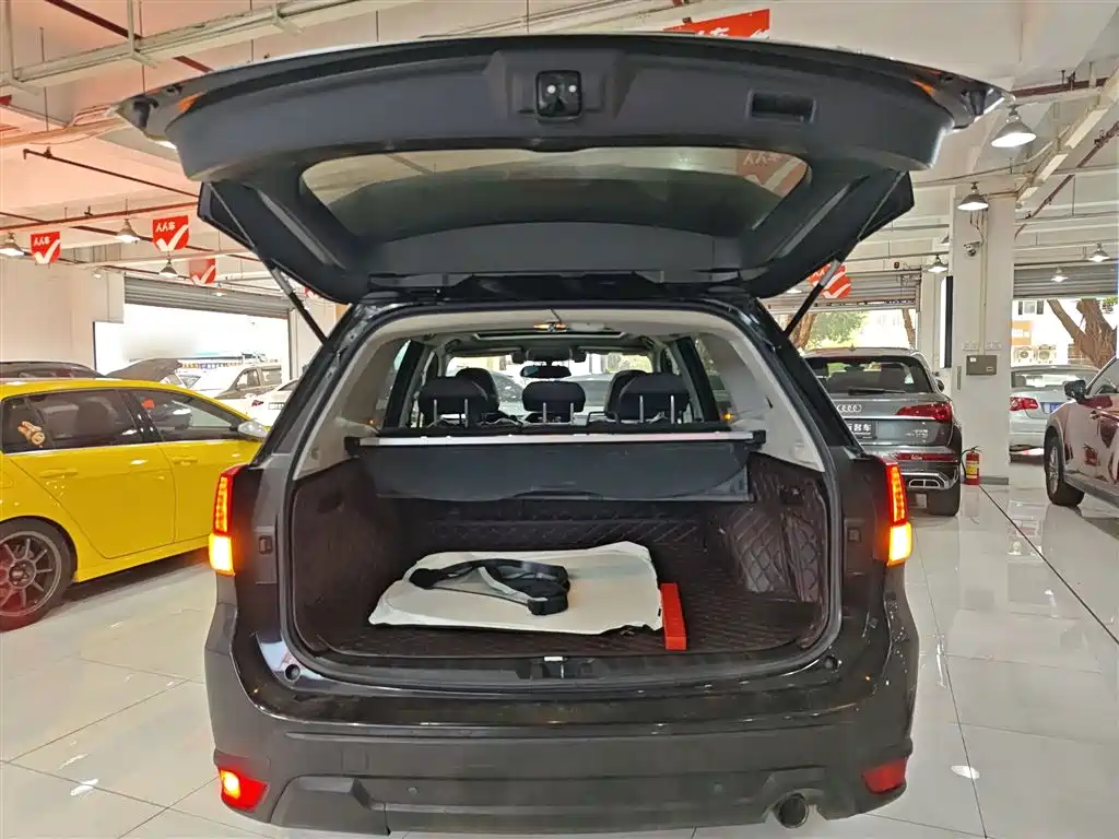 Subaru Forester 2019 — фото 15