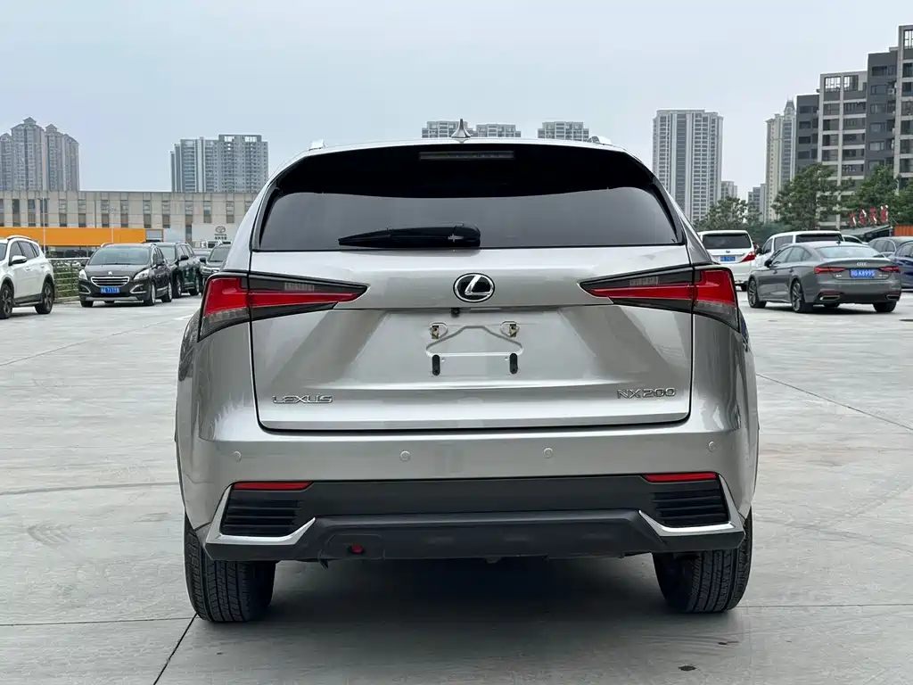 Lexus NX 2021 — фото 5