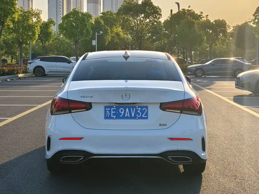 Mercedes-Benz A-Class 2019 — фото 7