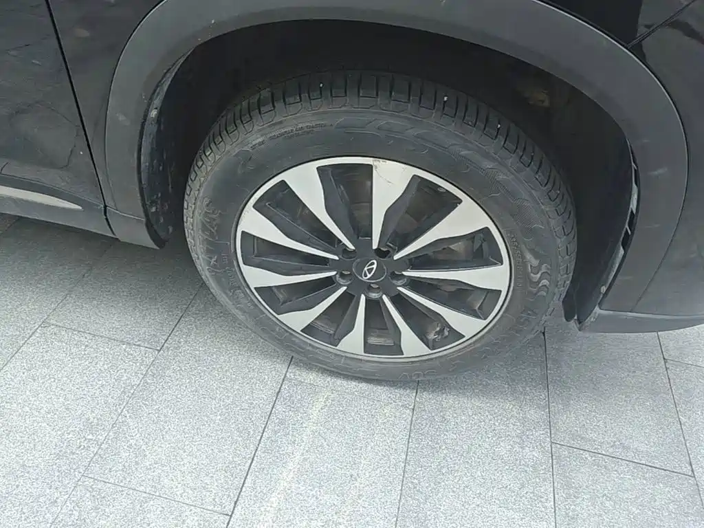 Chery Tiggo 8 PLUS 2025 — фото 12
