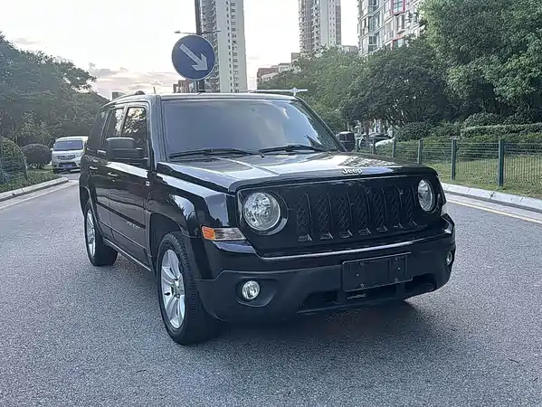 Jeep Freelancer 2014