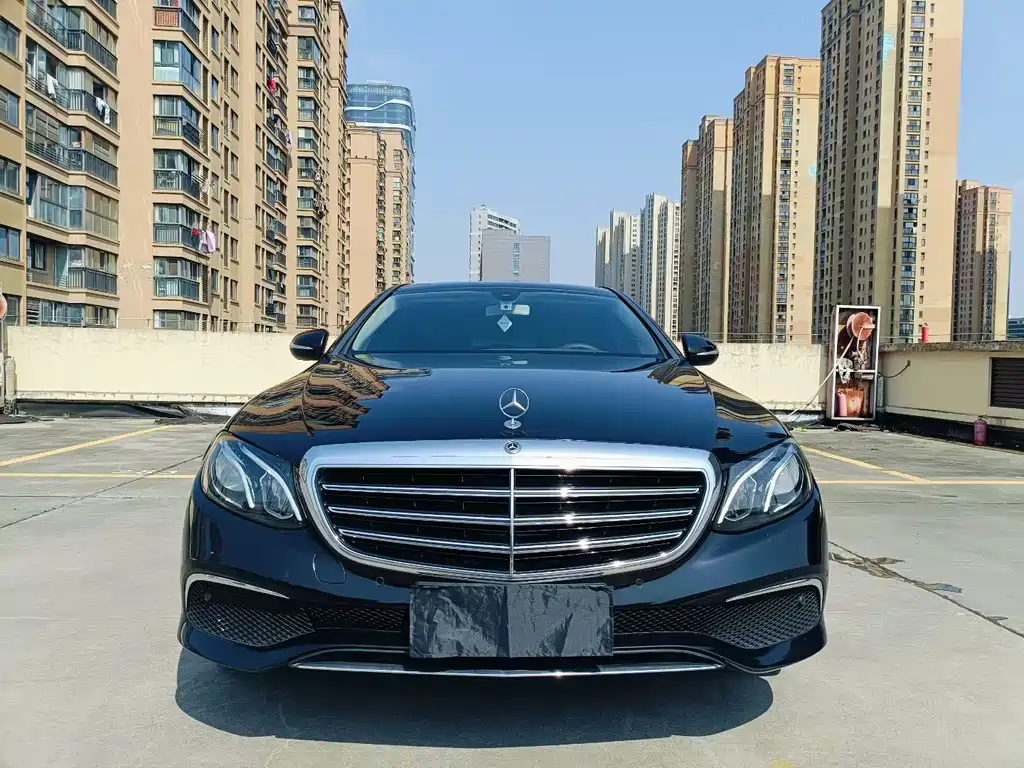 Mercedes-Benz E-Class 2019 — фото 2