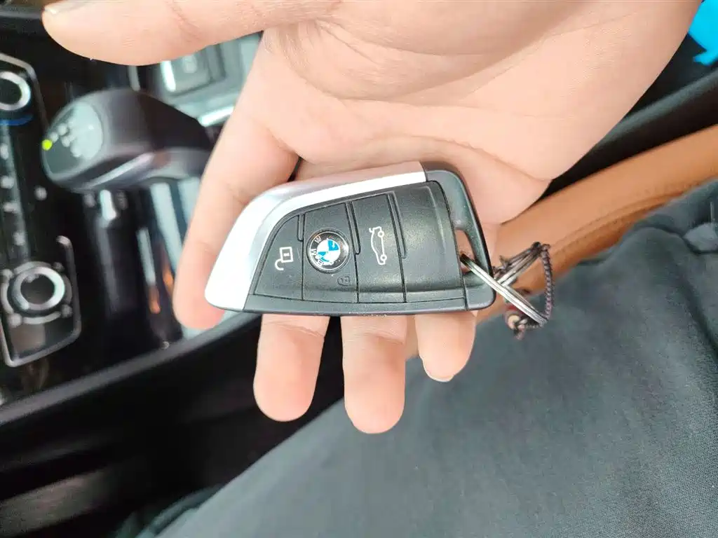 BMW 2 Series Active Tourer 2018 — фото 17