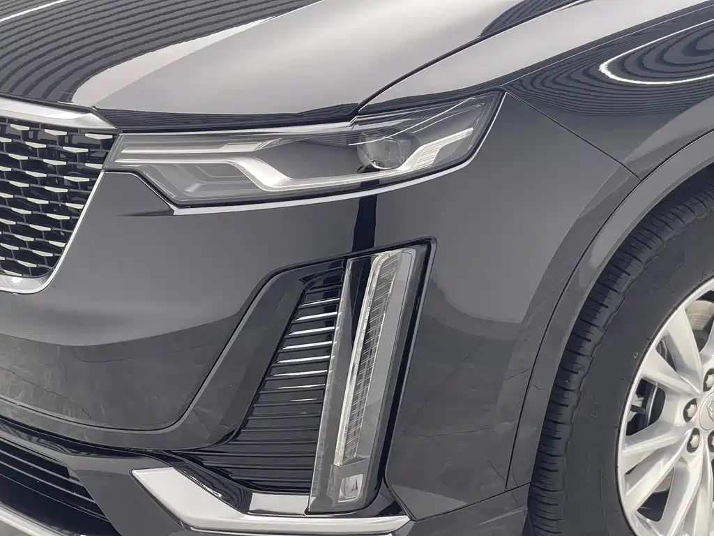 Cadillac XT6 2023 — фото 18