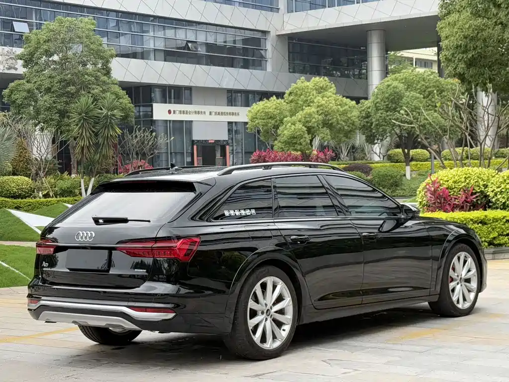 Audi A6 2023 — фото 11