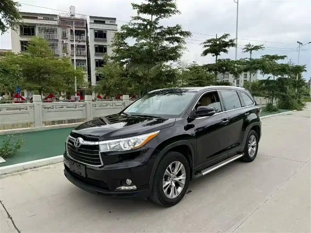 Toyota Highlander 2017 — фото 4
