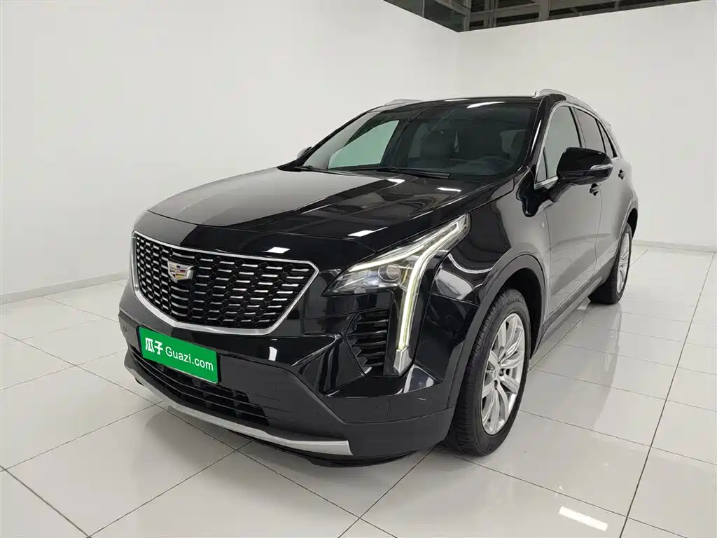 Cadillac XT4 2021 — фото 2