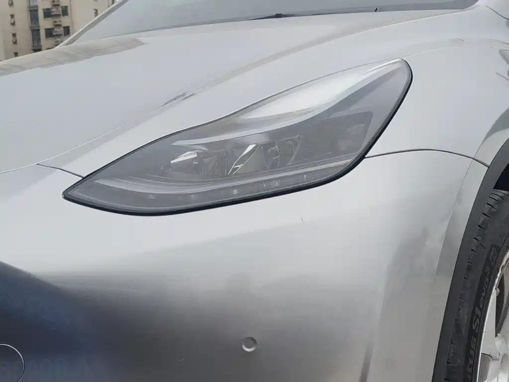 Tesla Model Y 2022 — фото 12