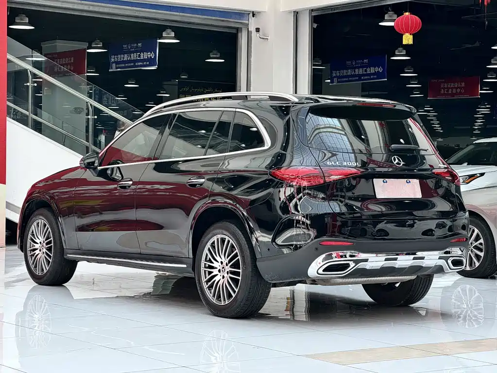 Mercedes-Benz GLC 2023 — фото 26
