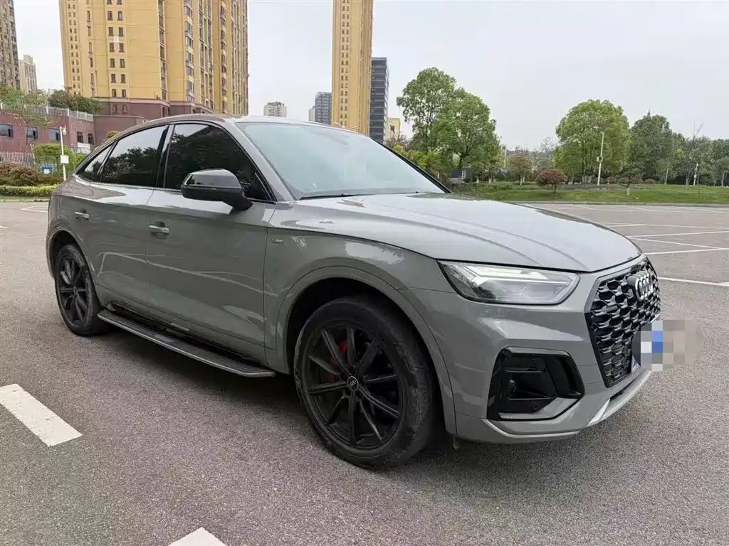 Audi Q5L Sportback 2022 — фото 3