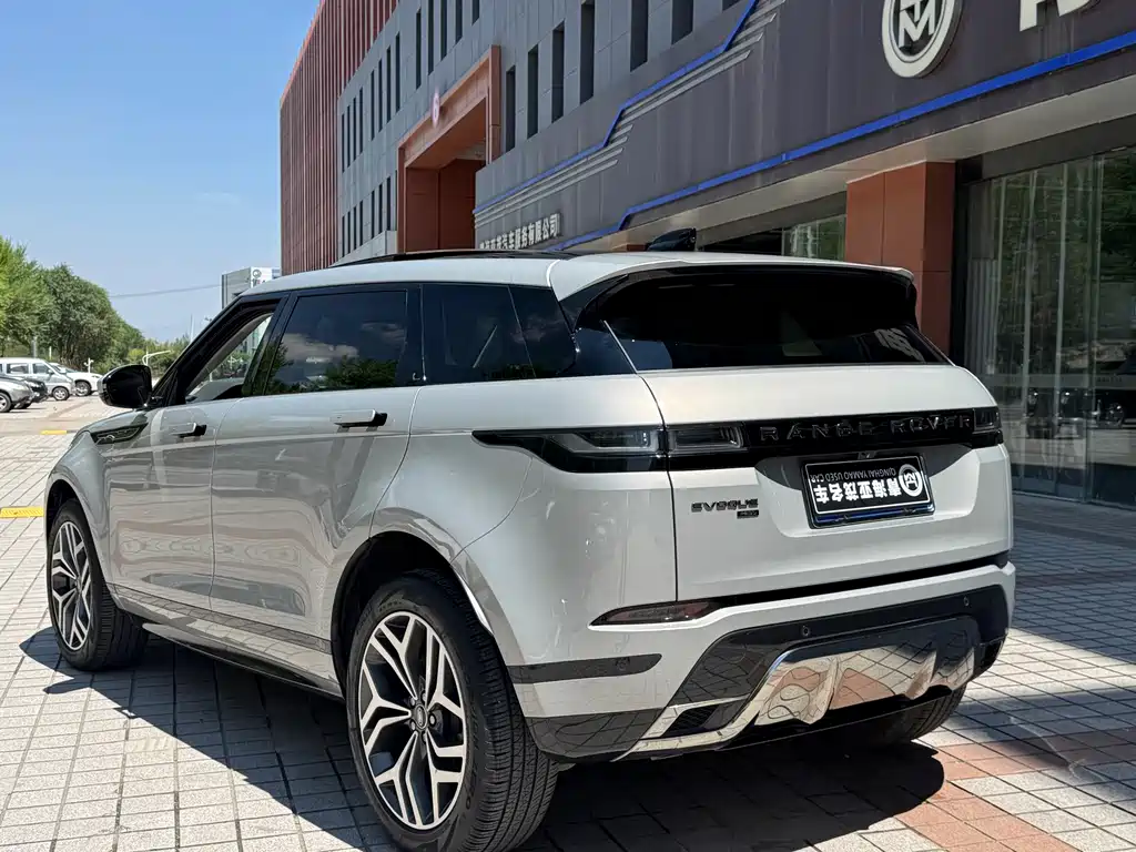 Land Rover Range Rover Evoque 2023 — фото 14