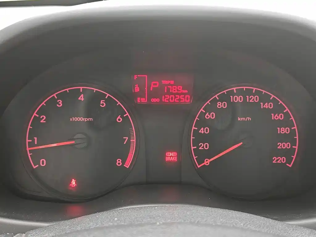 Hyundai Verna 2014 — фото 12