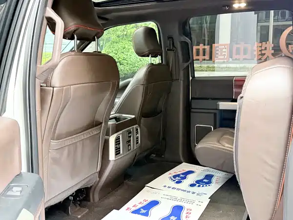 Ford F-150 Raptor 2017