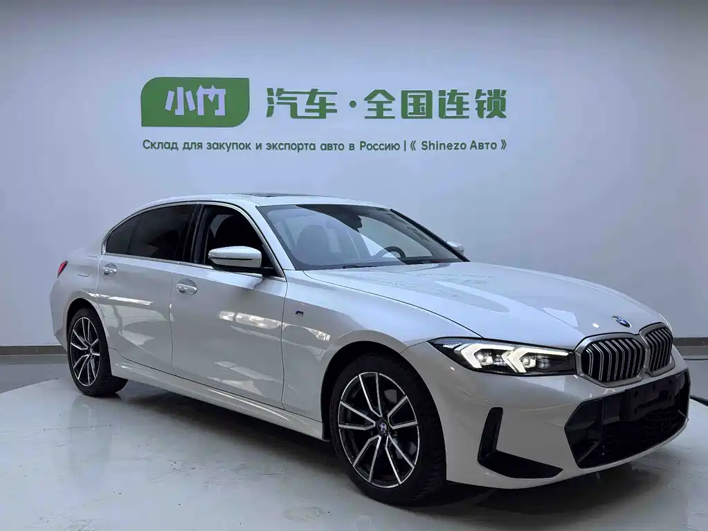 BMW 3 Series 2023 — фото 11