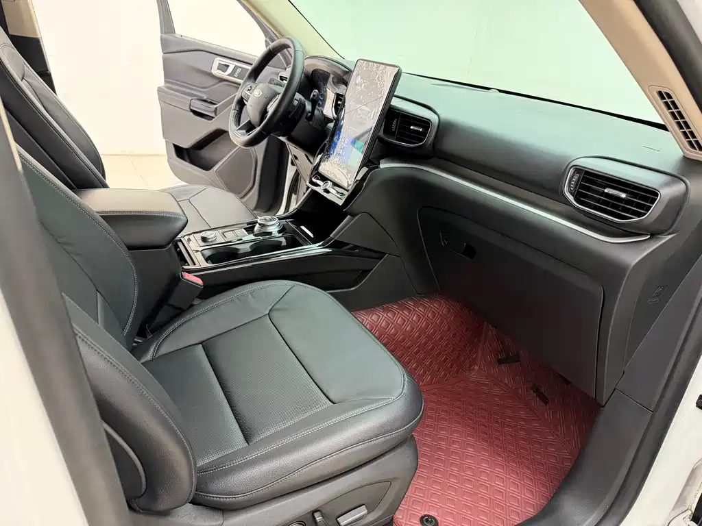 Ford Explorer 2020 — фото 12