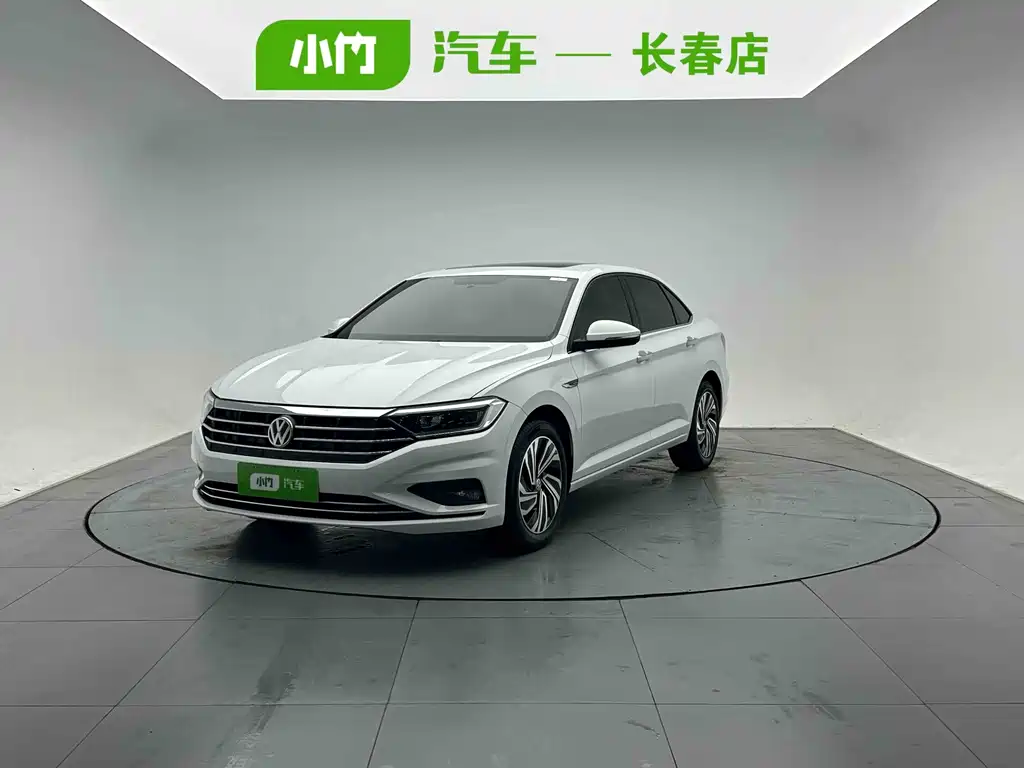 Volkswagen Sagitar 2022